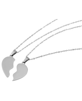 Halsband med kedjor och halvhjärtshängen i blankt rostfritt stål