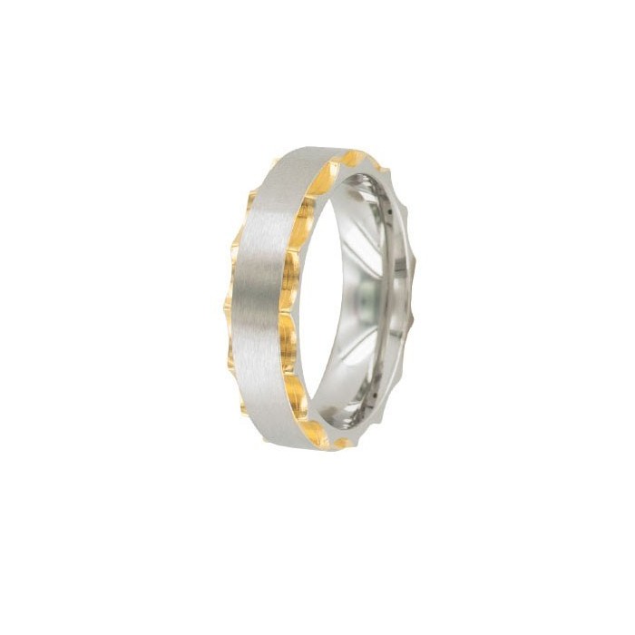 Ring aus Edelstahl und goldenem Stahl mit gemeißelten Seiten