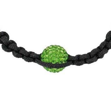 Bracelet shamballa noir avec boule verte sur macramé et hématite 888378 Laval 1878 9,90 €