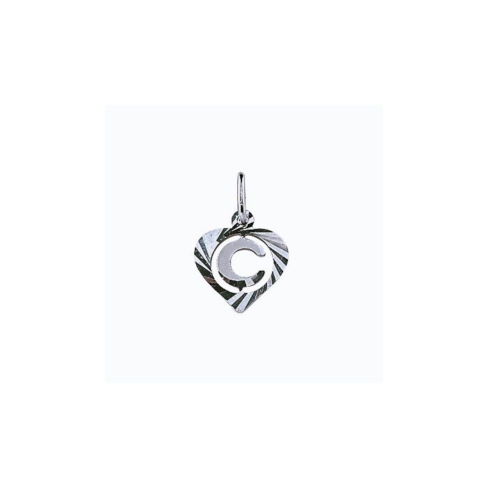 Colgante de plata esterlina rodeado por un corazón cincelado - inicial C