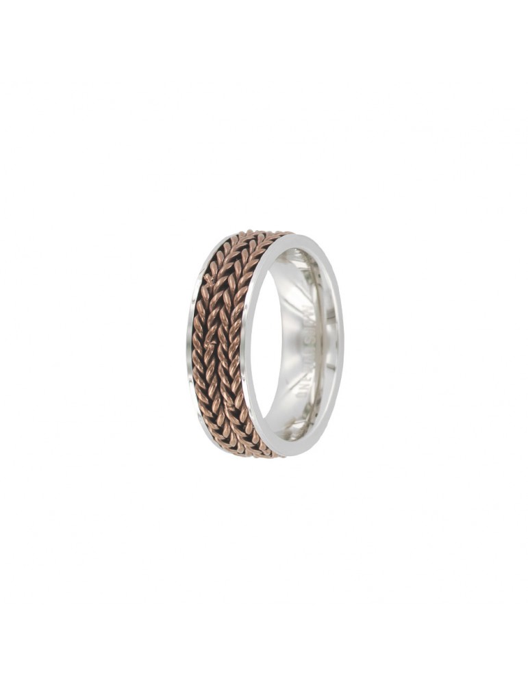 Steel ring with chocolate chain motifs in the middle